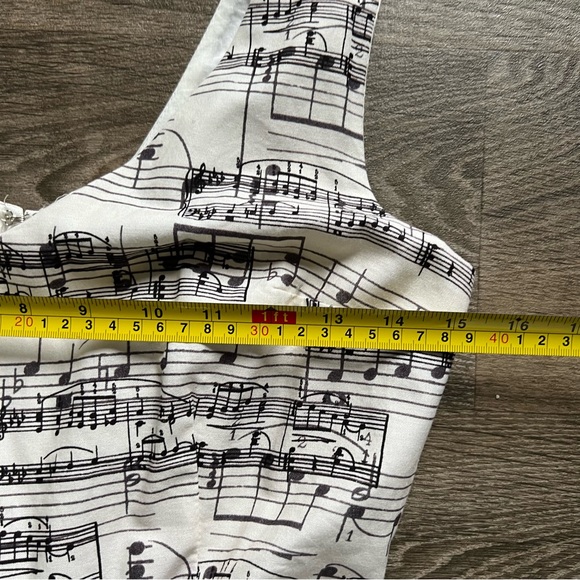 ModCloth Musical Note Dress Sleeveless Red Bow Knee Length Lined Women's size 6 - Picture 10 of 12
